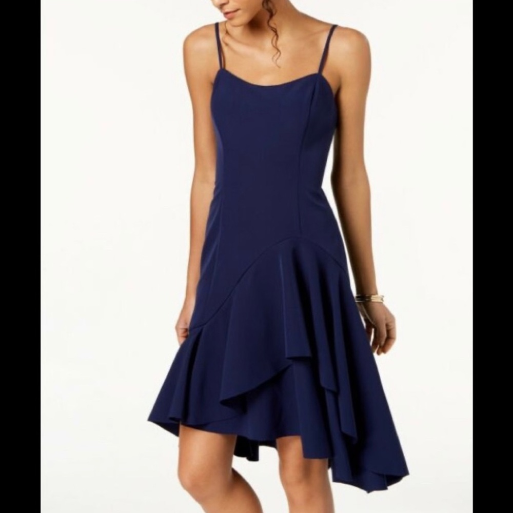 FINAL SALE Vince Camuto Navy Tiered Ruffle Cocktail Dress Women’s Size 8 - Picture 2 of 6
